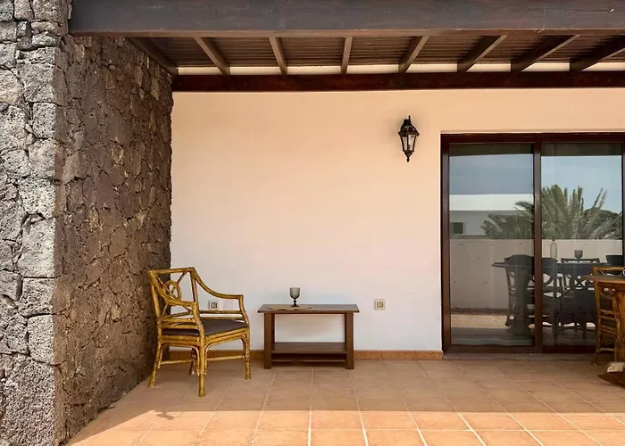 Canaryislandshost I Tauco Feriehus Mozaga